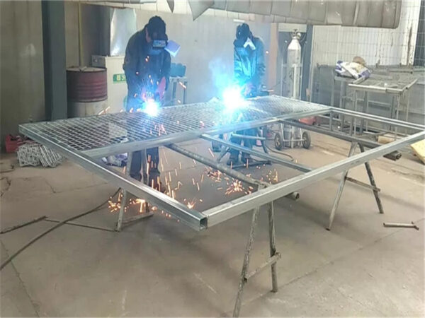 The frame welding of horse stable