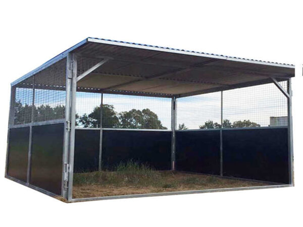 a portable horse stable without front panel