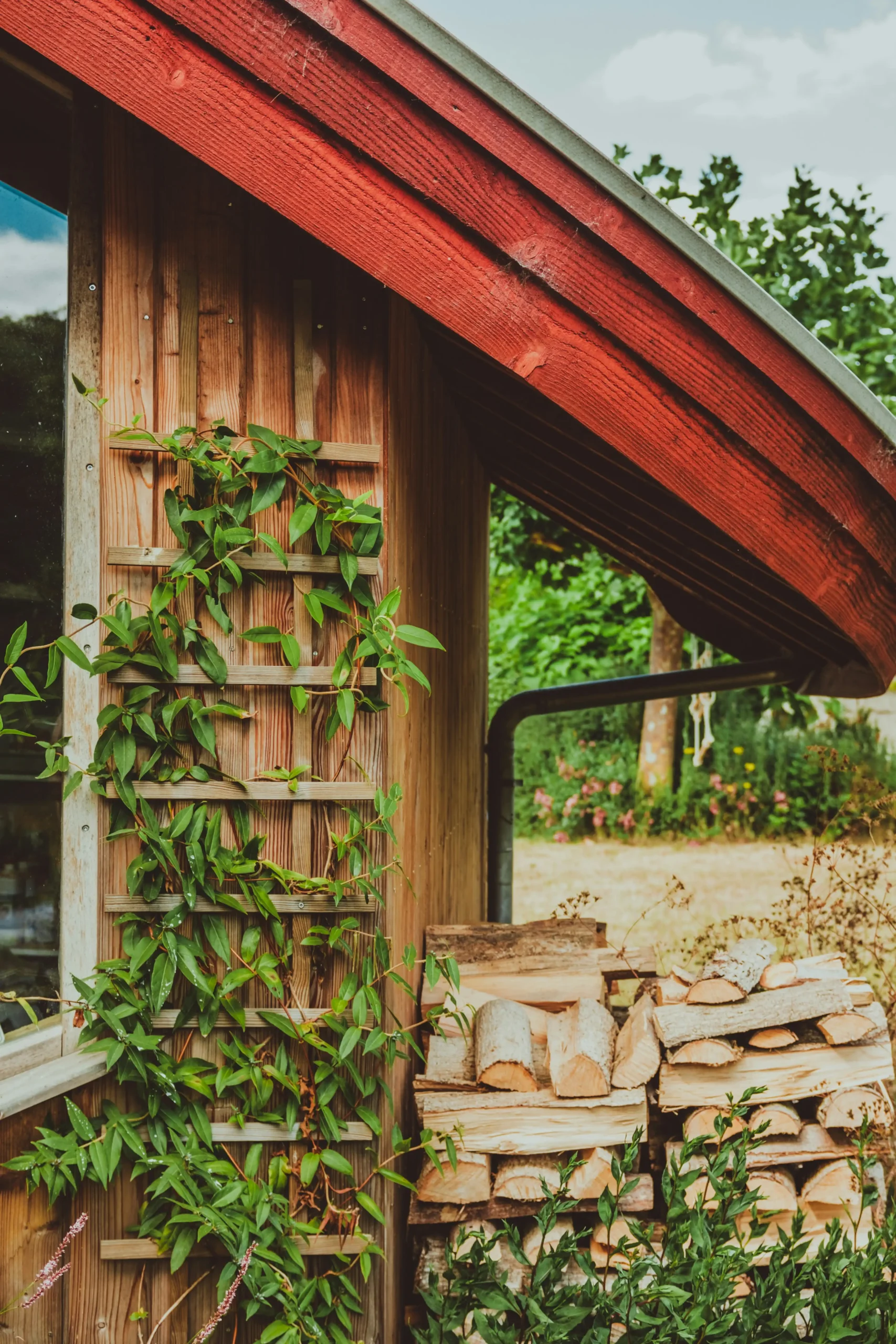 sustainable stable construction